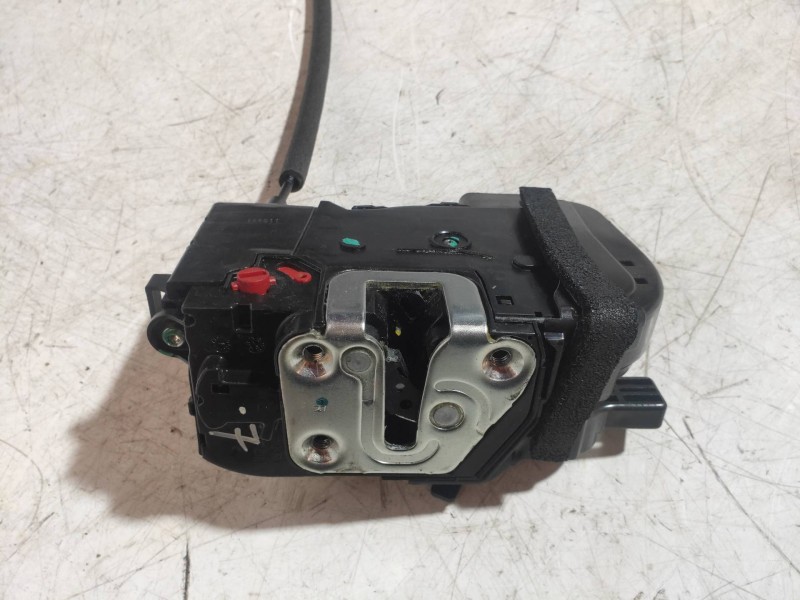 Recambio de motor cierre centralizado trasero derecho para kia sportage concept 4x2 referencia OEM IAM 814203U000  