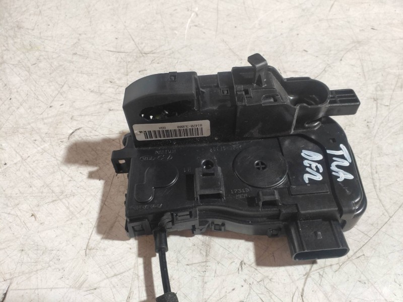 Recambio de motor cierre centralizado trasero derecho para kia sportage concept 4x2 referencia OEM IAM 814203U000  