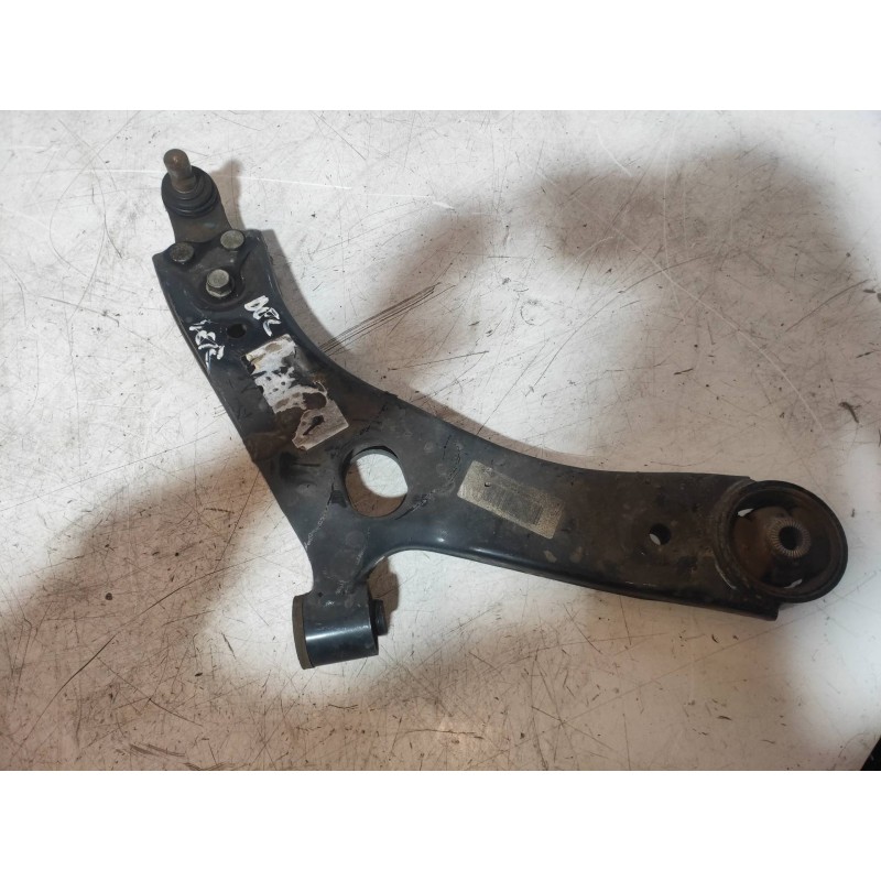 Recambio de brazo suspension inferior delantero derecho para kia sportage concept 4x2 referencia OEM IAM   