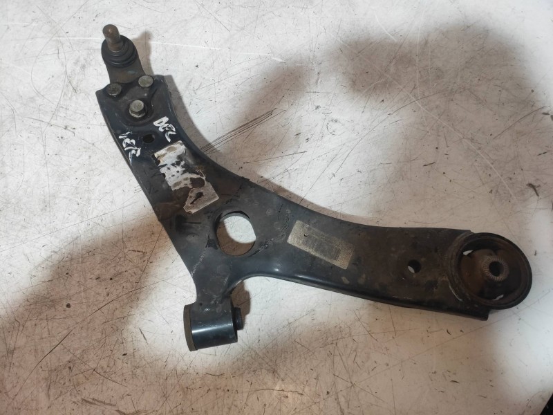 Recambio de brazo suspension inferior delantero derecho para kia sportage concept 4x2 referencia OEM IAM   
