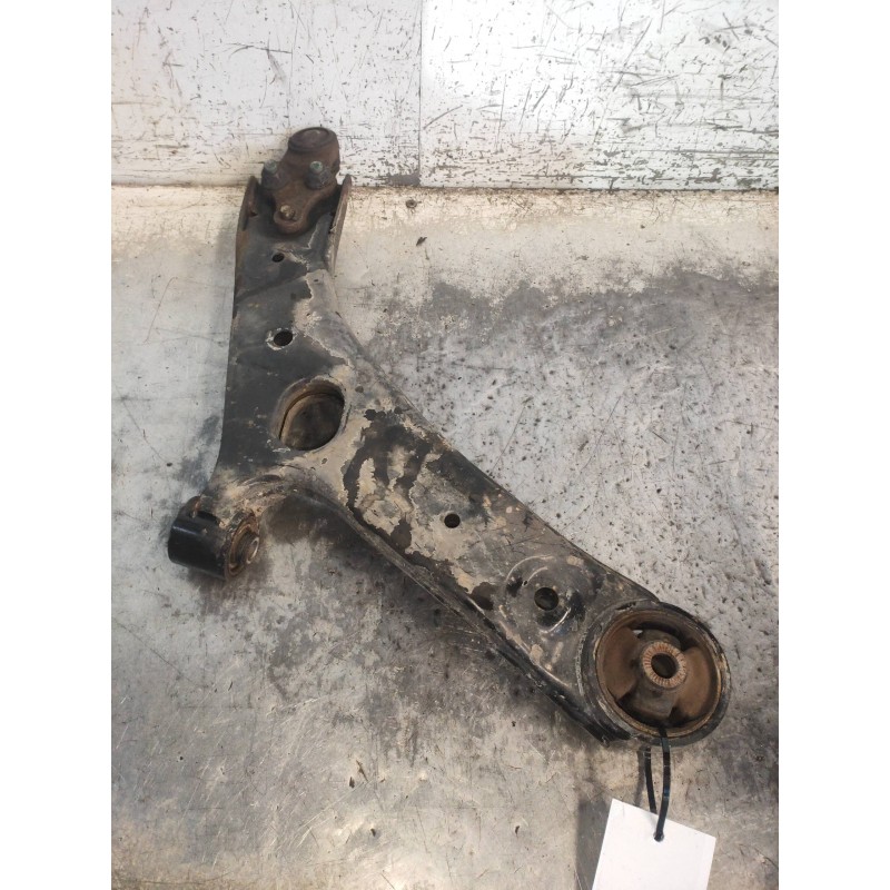 Recambio de brazo suspension inferior delantero izquierdo para kia sportage concept 4x2 referencia OEM IAM   
