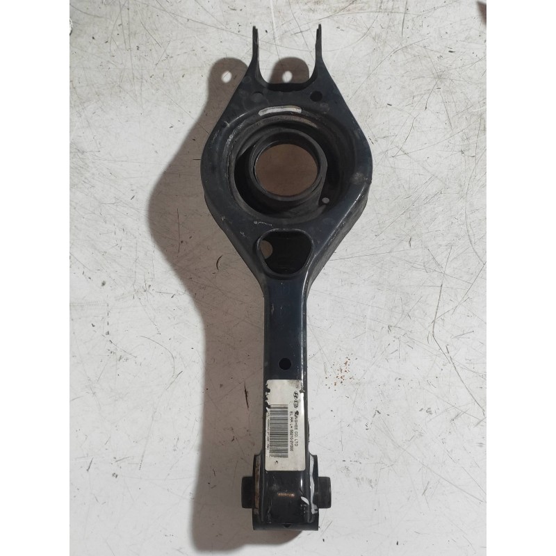 Recambio de brazo suspension inferior trasero izquierdo para kia sportage concept 4x2 referencia OEM IAM   