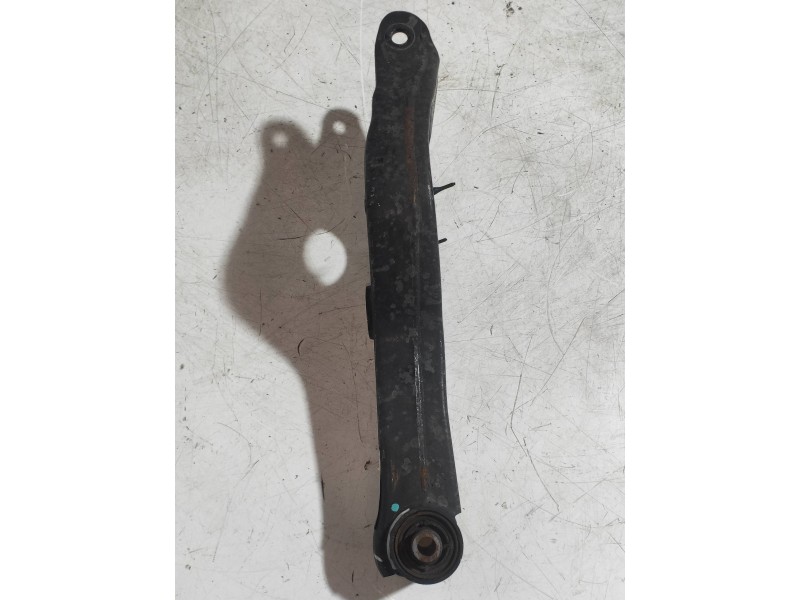 Recambio de brazo suspension inferior trasero izquierdo para kia sportage concept 4x2 referencia OEM IAM   
