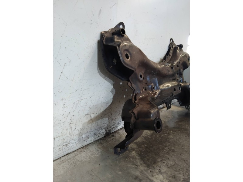 Recambio de puente delantero para toyota auris 1.8 16v cat (híbrido) referencia OEM IAM   