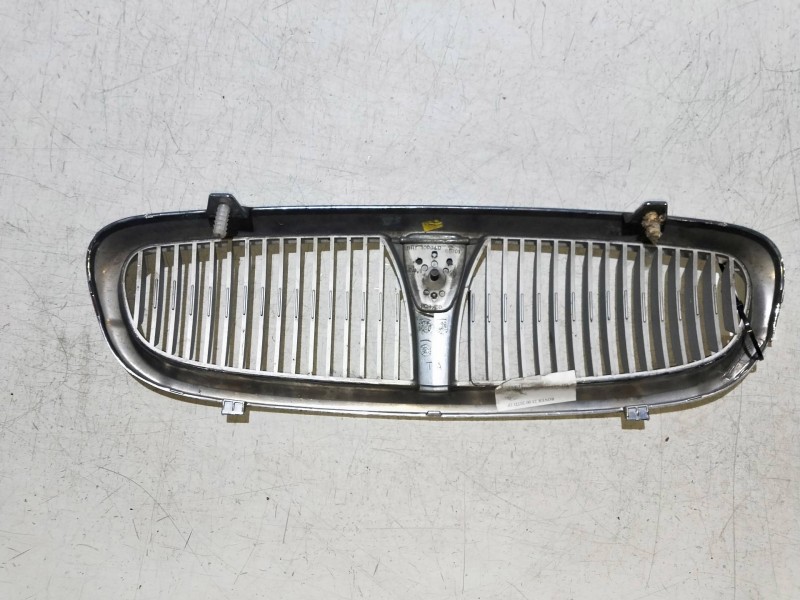 Recambio de rejilla delantera para mg rover serie 25 (rf) 2.0 idt cat referencia OEM IAM   