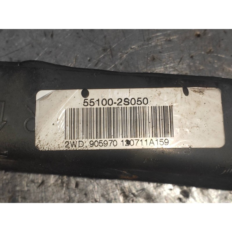 Recambio de brazo suspension superior trasero derecho para kia sportage concept 4x2 referencia OEM IAM 551002S050  