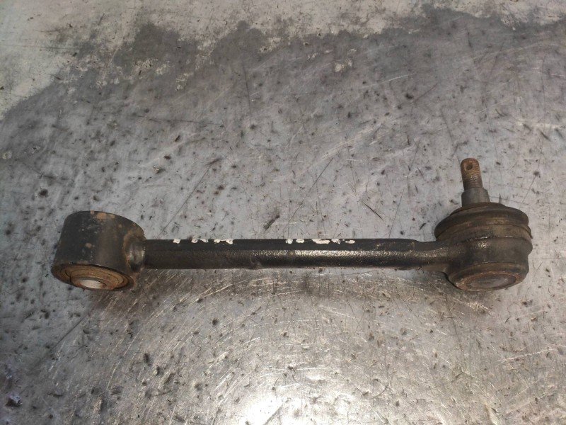 Recambio de brazo suspension superior trasero derecho para kia sportage concept 4x2 referencia OEM IAM   