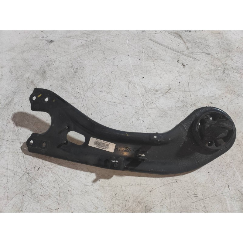 Recambio de brazo suspension superior trasero izquierdo para kia sportage concept 4x2 referencia OEM IAM   