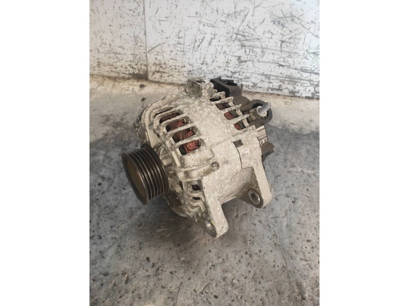 Recambio de alternador para kia sportage concept 4x2 referencia OEM IAM 373002B600 2609780 