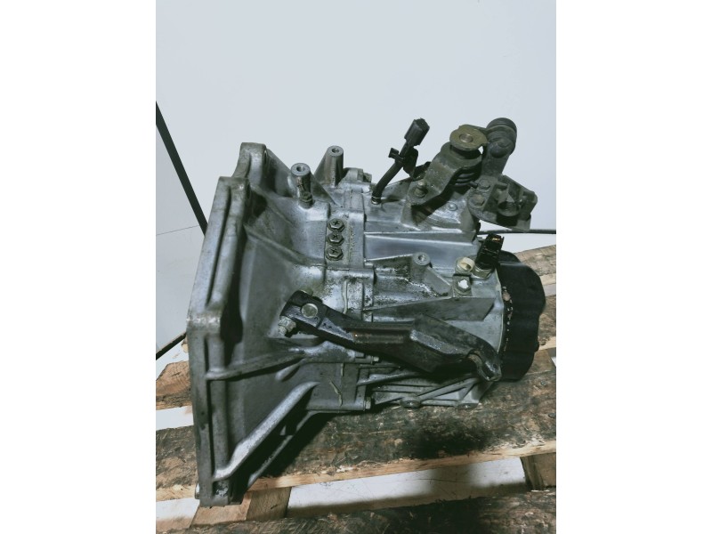 Recambio de caja cambios para opel agila básico referencia OEM IAM Y492662  