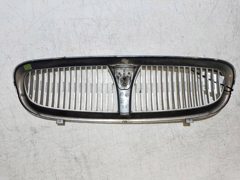 Recambio de rejilla delantera para mg rover serie 25 (rf) 1.4 16v cat referencia OEM IAM   