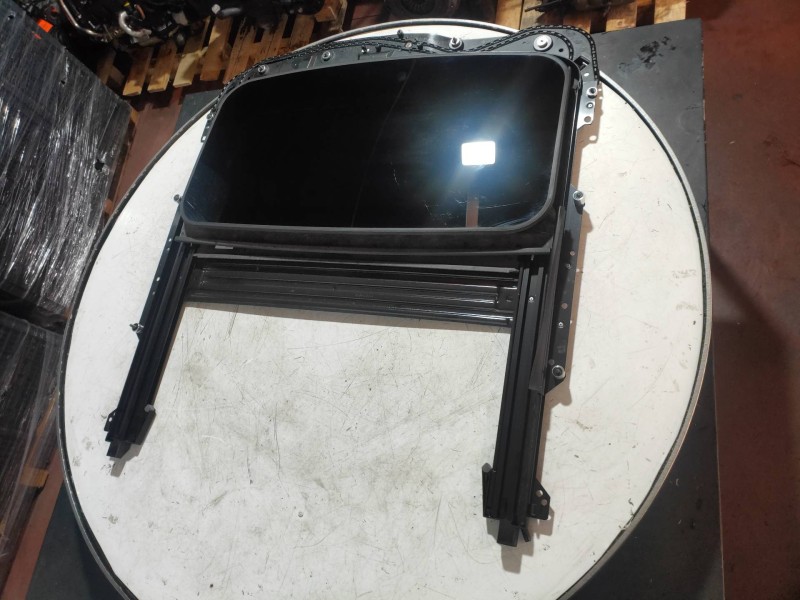 Recambio de techo electrico para volvo v70 familiar kinetic referencia OEM IAM 1713781C 39879428 00333976