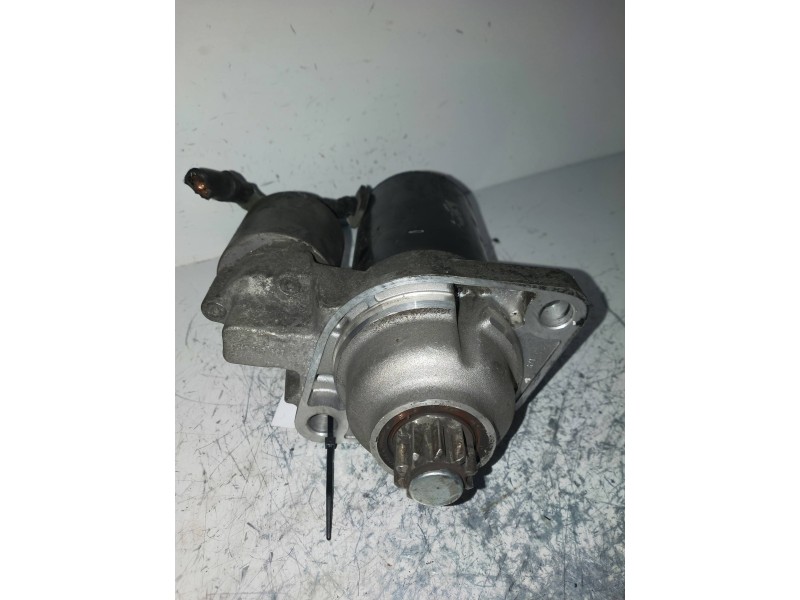 Recambio de motor arranque para seat leon (1m1) cupra r referencia OEM IAM 0001121026 BOSCH 