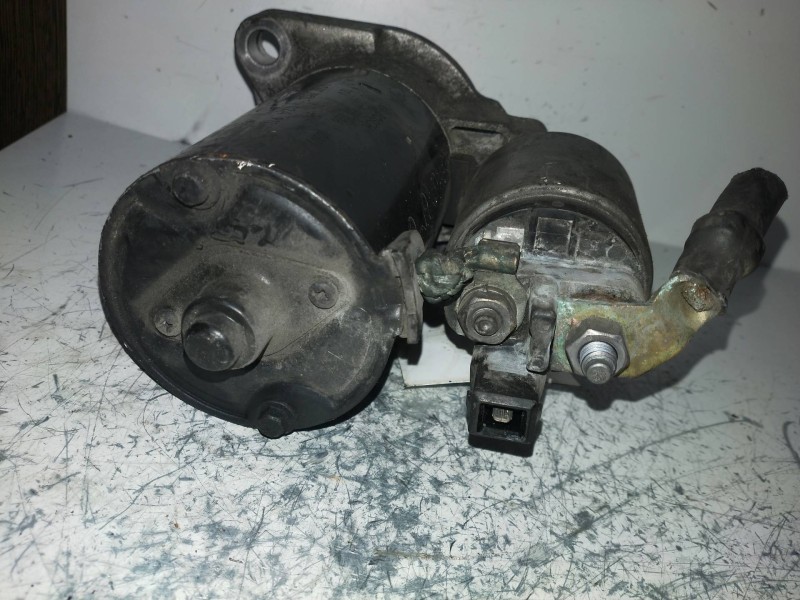 Recambio de motor arranque para seat leon (1m1) cupra r referencia OEM IAM 0001121026 BOSCH 