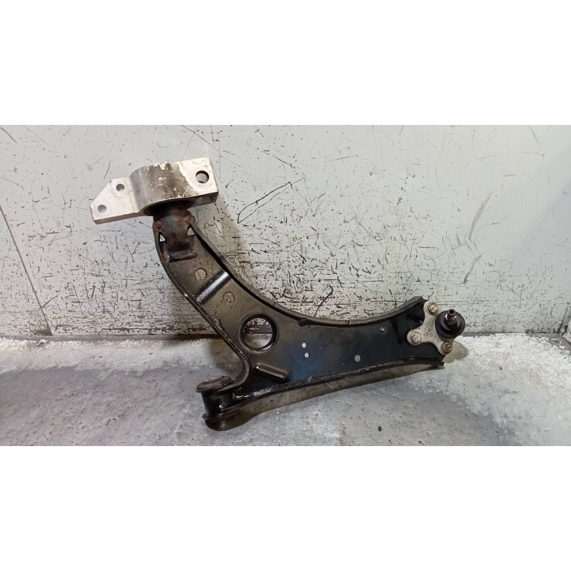 Recambio de brazo suspension inferior delantero izquierdo para volkswagen golf v berlina (1k1) highline referencia OEM IAM 1K040