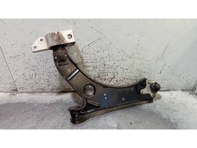 Recambio de brazo suspension inferior delantero izquierdo para volkswagen golf v berlina (1k1) highline referencia OEM IAM 1K040
