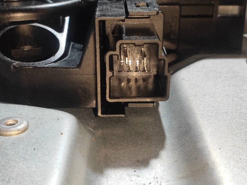 Recambio de elevalunas trasero derecho para volvo v70 familiar kinetic referencia OEM IAM 983042102 970716101 