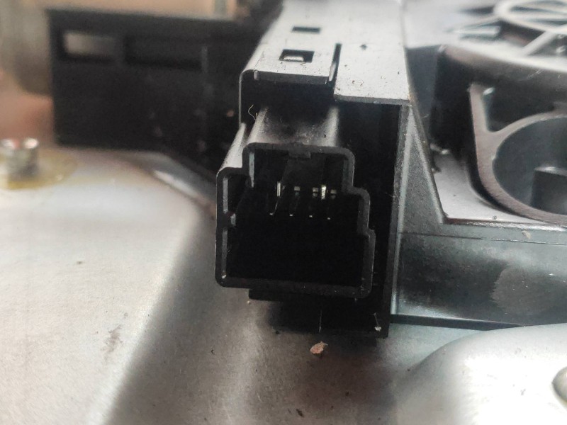 Recambio de elevalunas trasero izquierdo para volvo v70 familiar kinetic referencia OEM IAM 983041102 970715101 