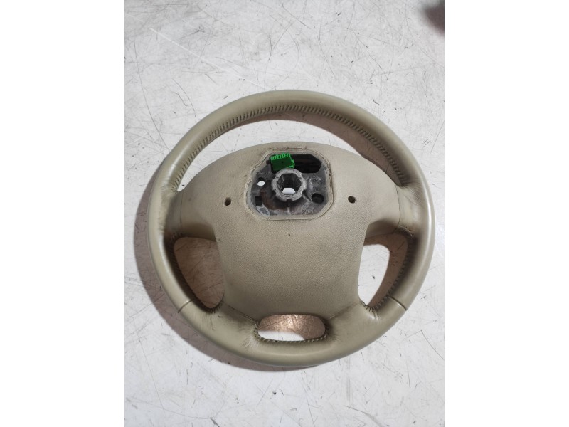 Recambio de volante para volvo v70 familiar kinetic referencia OEM IAM 30778867  