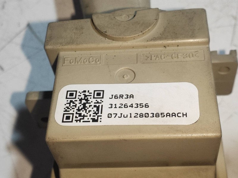 Recambio de mando limpia para volvo v70 familiar kinetic referencia OEM IAM 31264356  