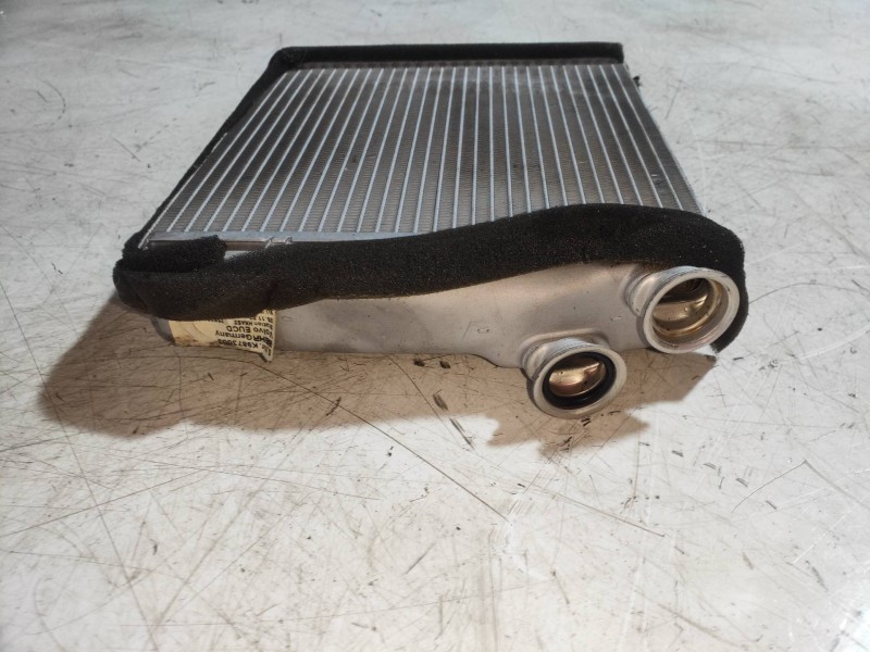 Recambio de radiador calefaccion / aire acondicionado para volvo v70 familiar kinetic referencia OEM IAM K9873003  