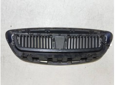 Recambio de rejilla delantera para mg rover serie 45 (t/rt) classic referencia OEM IAM    2