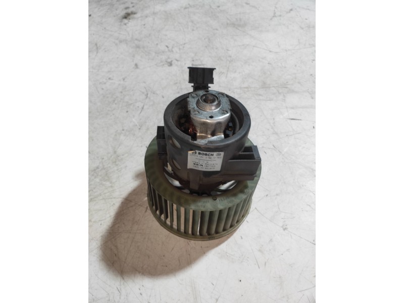 Recambio de motor calefaccion para volvo v70 familiar kinetic referencia OEM IAM 0130101620 K9277003 