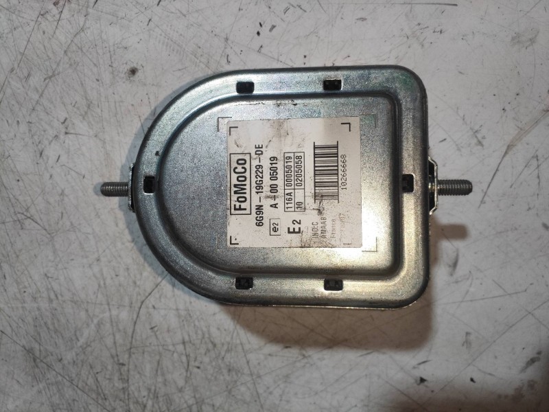 Recambio de modulo electronico para volvo v70 familiar kinetic referencia OEM IAM 6G9N19G229DE  