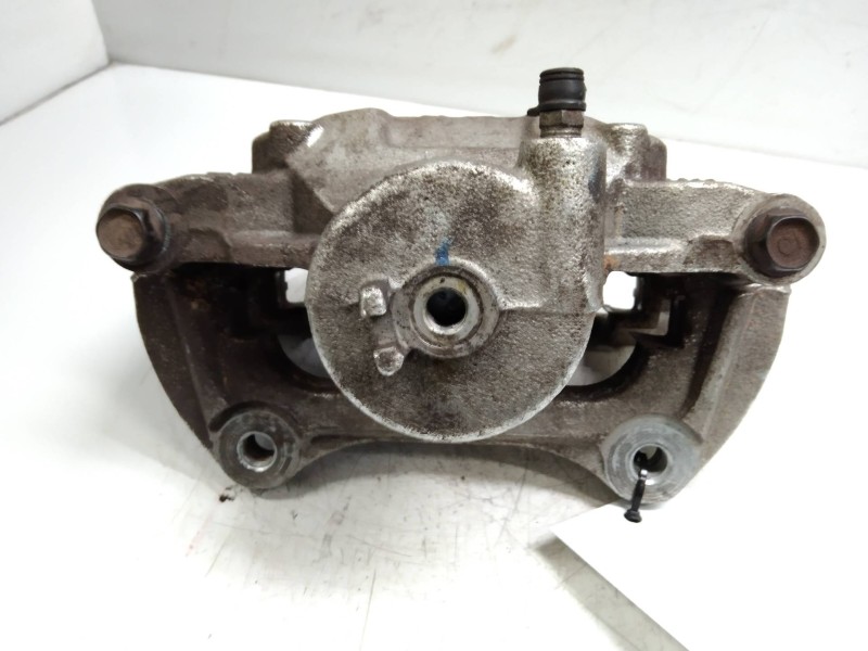 Recambio de pinza freno delantera derecha para kia cee´d edition 7 referencia OEM IAM    Recambio de pinza freno delantera derecha para kia cee´d edition 7 referencia OEM IAM