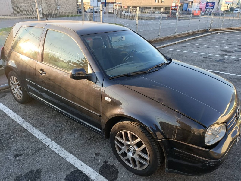 volkswagen golf iv berlina (1j1) del año 2003