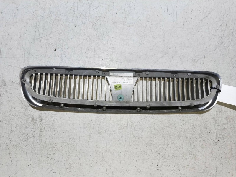 Recambio de rejilla delantera para mg rover serie 200 (rf) 1.4 16v cat referencia OEM IAM   