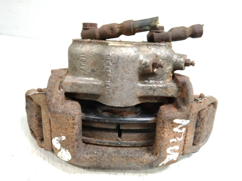 Recambio de pinza freno delantera izquierda para lada niva ( 2121 / 21213 / 21214 / 21215 ) 1.6 referencia OEM IAM    Recambio de pinza freno delantera izquierda para lada niva ( 2121 / 21213 / 21214 / 21215 ) 1.6 referencia OEM IAM