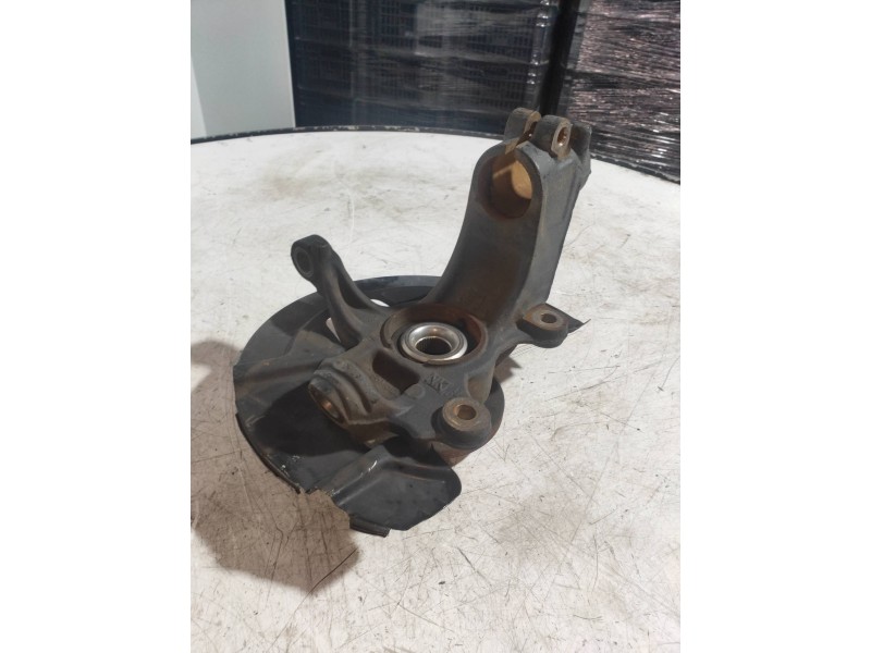 Recambio de mangueta delantera izquierda para volvo v70 familiar kinetic referencia OEM IAM   