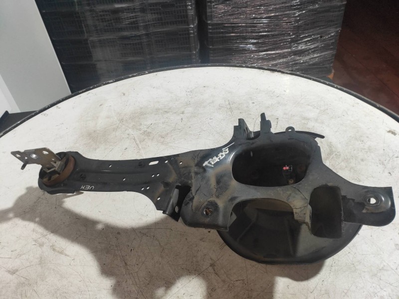 Recambio de mangueta trasera derecha para volvo v70 familiar kinetic referencia OEM IAM   