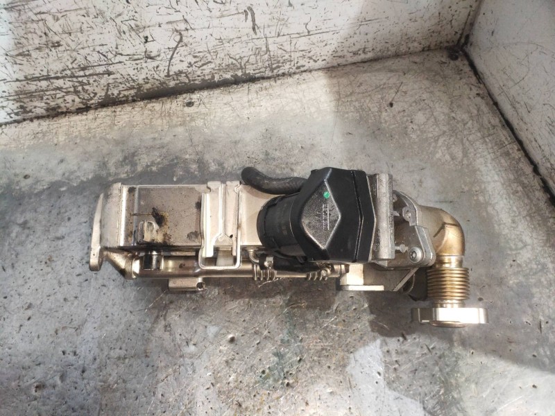 Recambio de enfriador egr para bmw serie 5 touring (f11) 530d xdrive referencia OEM IAM 847699301  