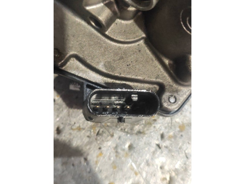 Recambio de caja mariposa para bmw serie 5 touring (f11) 530d xdrive referencia OEM IAM 13547810752  