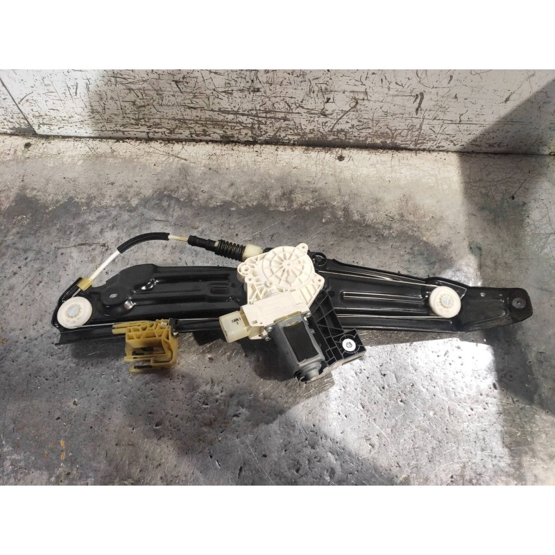 Recambio de elevalunas trasero derecho para bmw serie 5 touring (f11) 530d xdrive referencia OEM IAM 7182122F10S 71826149F10E 72