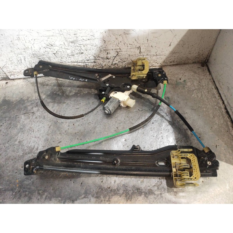 Recambio de elevalunas delantero derecho para bmw serie 5 touring (f11) 530d xdrive referencia OEM IAM 7227130F18S 72481720 7271
