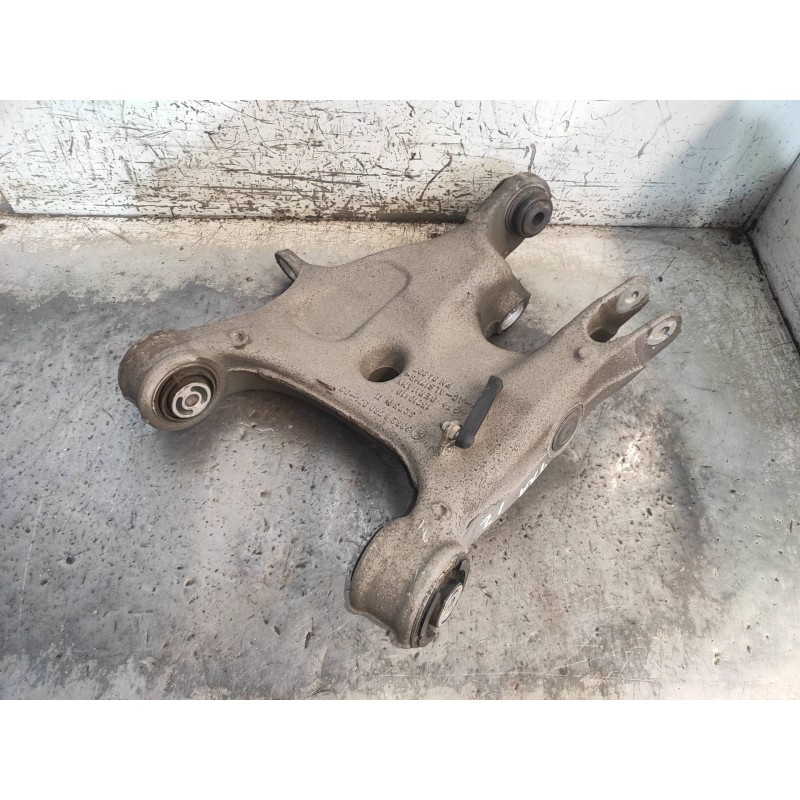 Recambio de brazo suspension inferior trasero izquierdo para bmw serie 5 touring (f11) 530d xdrive referencia OEM IAM 3332678007