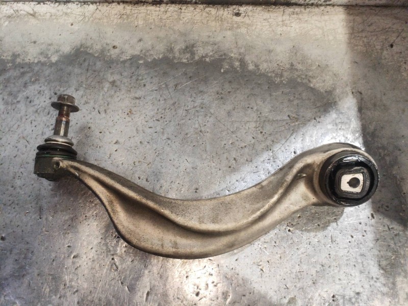 Recambio de brazo suspension inferior delantero derecho para bmw serie 5 touring (f11) 530d xdrive referencia OEM IAM   