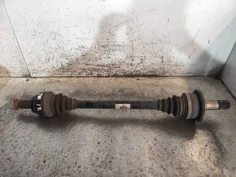 Recambio de transmision trasera izquierda para bmw serie 5 touring (f11) 530d xdrive referencia OEM IAM 7581017AI01  