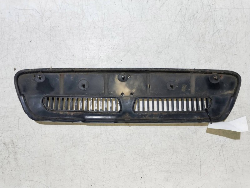 Recambio de rejilla delantera para mg rover serie 400 (xw) referencia OEM IAM   