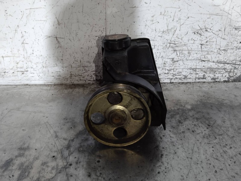 Recambio de bomba direccion para peugeot 206 berlina xt referencia OEM IAM 9638931980 26079834QL 