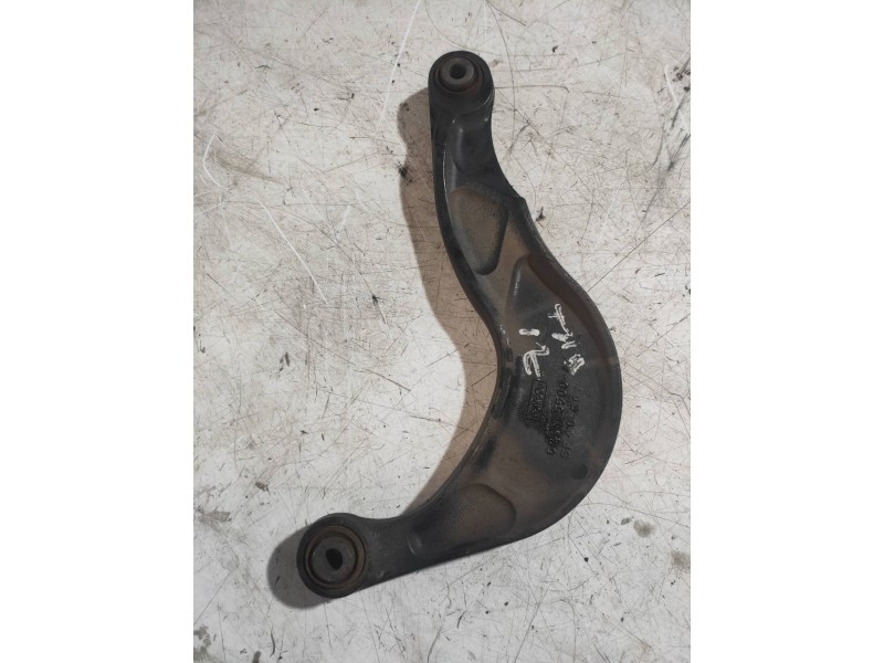 Recambio de brazo suspension superior trasero izquierdo para volvo v70 familiar kinetic referencia OEM IAM   