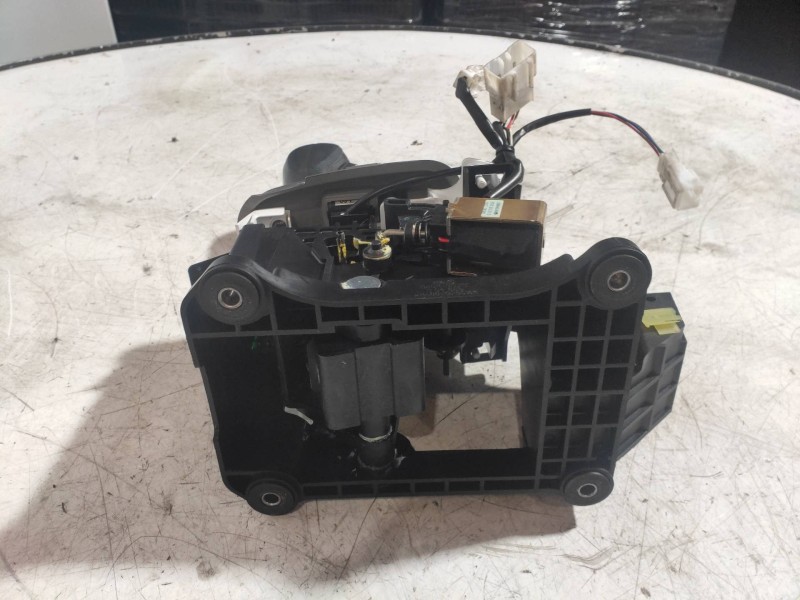 Recambio de palanca cambio para chevrolet captiva 3.2 v6 ltx referencia OEM IAM S04688  