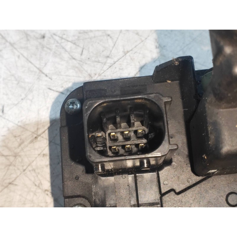 Recambio de motor cierre centralizado trasero derecho para chevrolet captiva 3.2 v6 ltx referencia OEM IAM   