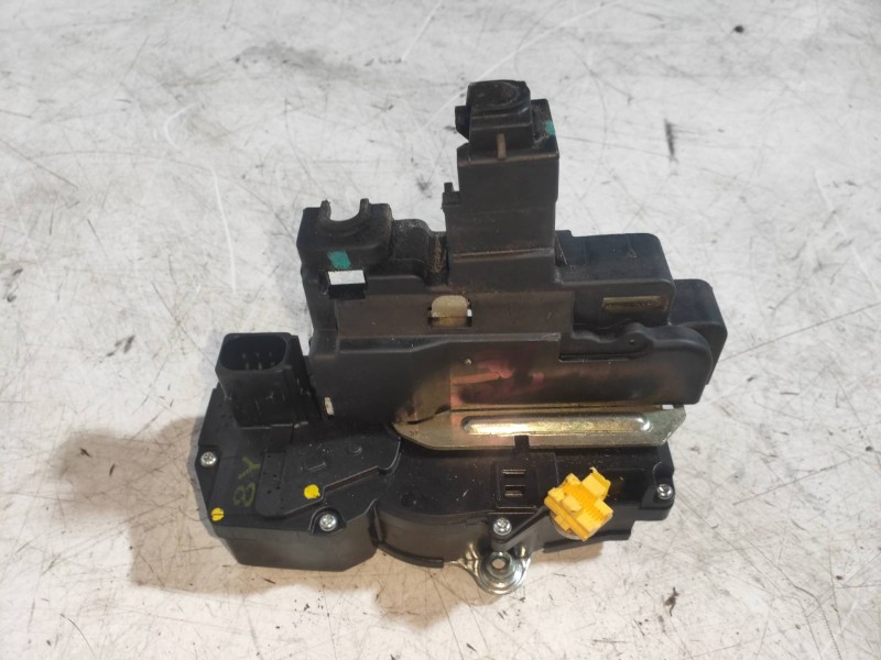 Recambio de motor cierre centralizado trasero derecho para chevrolet captiva 3.2 v6 ltx referencia OEM IAM   