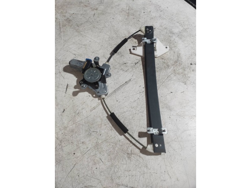 Recambio de elevalunas delantero derecho para chevrolet captiva 3.2 v6 ltx referencia OEM IAM 96627080  