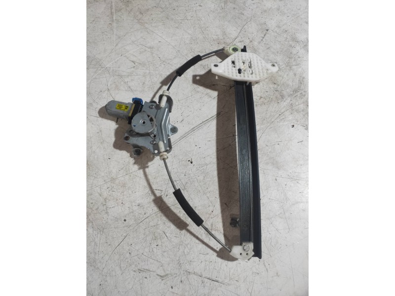 Recambio de elevalunas delantero izquierdo para chevrolet captiva 3.2 v6 ltx referencia OEM IAM 96627079  