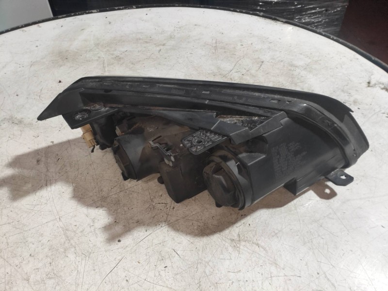 Recambio de faro izquierdo para chevrolet captiva 3.2 v6 ltx referencia OEM IAM   